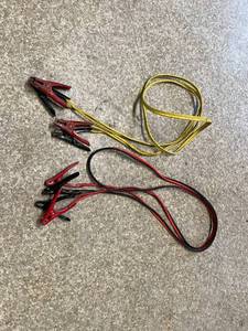 lot 67 image: 2 Sets Jumper Cables