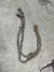 lot 92 image: Chain