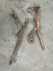 lot 96 image: Chain Binders