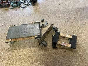 lot 130 image: Moving Carts & Wheels