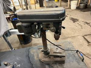 lot 137 image: 3S Drill Press
