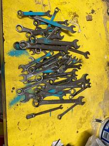 lot 143 image: Wrenches
