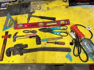 lot 148 image: Pipe Wrench, Hand Tools & Shop Light