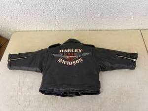 lot 7 image: Harley-Davidson Jacket Size 18M
