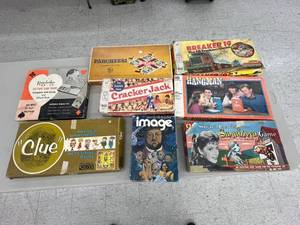 lot 48 image: Vintage Games