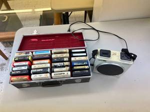 lot 50 image: Lloyds 8 Track Player & 8 Tracks