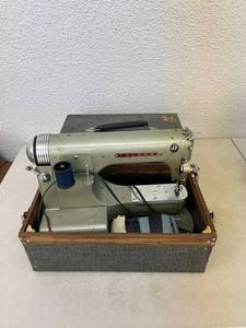lot 104 image: Fridor Sewing Machine