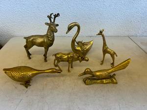lot 107 image: Brass Animals