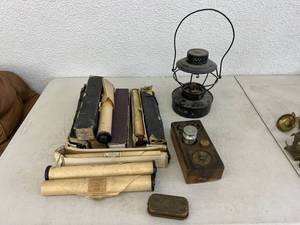 lot 134 image: Mixed Vintage Lot - Player Word Rolls
