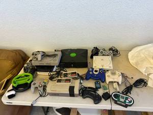 lot 135 image: Video Gaming Systems