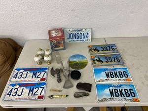 lot 201 image: Mixed Collectibles Lot