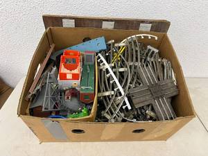 lot 212 image: Train Tracks & Supplies