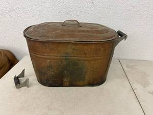 lot 213 image: Copper Boiler