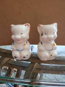 2 sets vintage S&P shakers