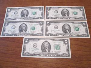 5 Uncirculated sequentially numbered $2.00 bills