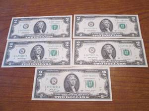 5 Uncirculated sequentially numbered $2.00 bills