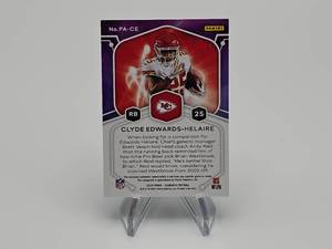 2020 Clyde Edwards-Helaire Panini Elements RPA Rookie Patch Autograph Proton Football Card #1727