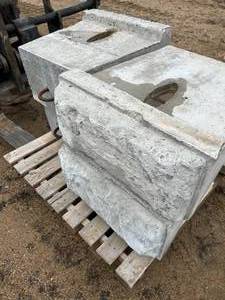 Quantity of 4 Landscape block 12x 24  500lbs