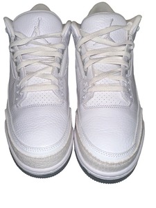 lot 64 image: AIR JORDAN 3 Retro Triple White Sneakers US 10.5 OG BOX RELEASED IN 2018