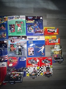 lot 22 image: Nascar, Hot wheels , Matchbox ,Football, Baseball & Basketball collectors memorabilia. ALL BRAND NEW