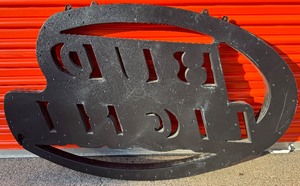 lot 120 image: BUD LIGHT NEON SIGN