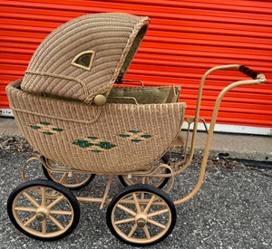 lot 134 image: Antique Wicker Victorian Doll Buggy Carriage Stroller 1900s