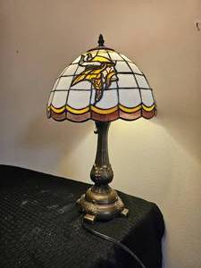 lot 38 image: Vikings Stain Glass Table Lamp