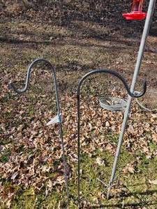 lot 99 image: Garden Shepards Hook Grouping