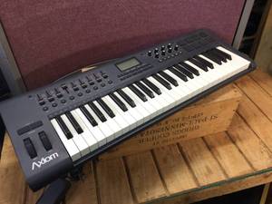lot 37 image: M-Audio Axiom 49 Keyboard