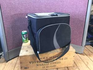 lot 12 image: Igloo Cooler