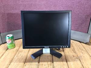 lot 75 image: Dell E157FPB Computer Screen with Cord