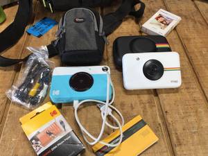 lot 98 image: Kodak Printomatic - Polariod Snap Cameras