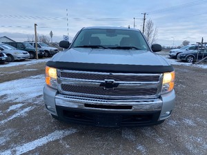 lot 1 image: 2011 Chevrolet Silverado 1500
