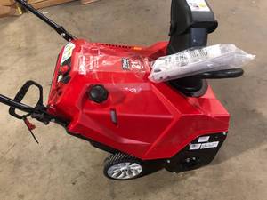 Troy-Bilt Squall 21 in. 179 cc Single-Stage Gas Snow Blower with Electric Start and E-Z Chute Control Customer Returns See Pictures