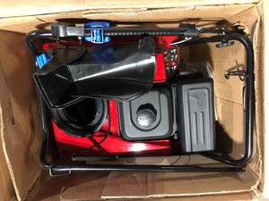 Toro Power Clear 821 QZE 21 in. 252 cc Single-Stage Self Propelled Gas Snow Blower with Electric Start     Customer Returns See Pictures
