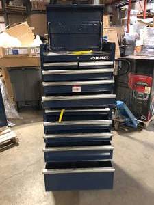 Husky 27 in. 10-Drawer Blue Tool Chest Combo  Customer Returns See Pictures