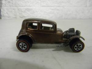 lot 6 image: Vintage 1968 Hot Wheels Redline CLASSIC 32 FORD VICKY BROWN  BRONZE - PAINT NICE PRETTY CLEAN WHEELS STRAIGHT - AWESOME, VERY COOL PIECE - SEE PICTURES