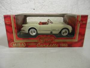 lot 17 image: MIRA GOLDEN LINE 118 SCALE DIE-CAST - 1953 CORVETTE CONVERTIBLE - AWESOME PIECE - NEW IN BOX - SEE PICTURES