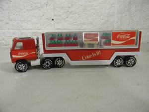 lot 35 image: VINTAGE 1980 BUDDY L CocaCola Semi Delivery Truck with Cases & Machine - NICE - APPROX 15 LONG - USA - GREAT PIECE - SEE PICTURES