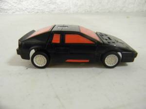 lot 44 image: VINTAGE 1986 HASBORO TAKARA Transformers G1 Runabout Battlecharger - Original - NICE -APPEAR TO BE COMPLETE - AWESOME PIECE - SEE PICTURES