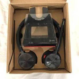 lot 57 image: Plantronics Poly Savi 7220 Office Wireless DECT Headset System for Desk Headphones - Appears New Open Box