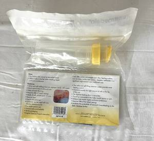 lot 178 image: NEW Medela 61000185 SoftFeeder Baby Infant Formula Feeding Tube Bottle - In Great Condition