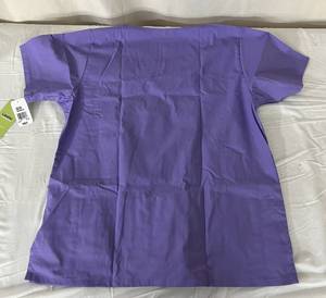 lot 106 image: Lot of 33 NEW Landau V-Neck Two Pocket Nursing Healthcare Uniform Top Scrubs - Size Medium Purple - With Tags Has Logo SRJC Nursing