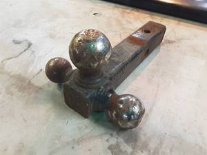 solid steel tri-ball trailer hitch 2&516, 2, 1&78 for 2 receiver