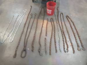 Assorted lengths of chain