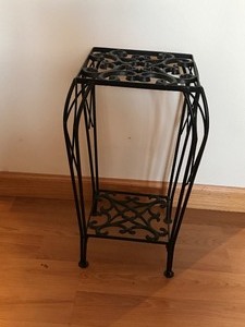 lot 77 image: Metal Ornate Stand