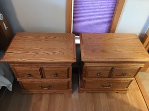 lot 85 image: 2 - 3 Drawer Night Stands (Furniture Traditions an American Heirloom - American Made)