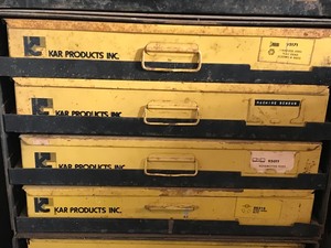 lot 300 image: 4 Drawer Organizer with Contents