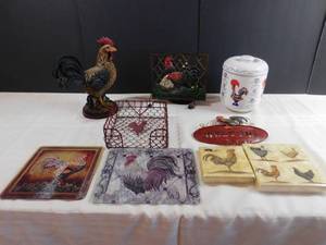 lot 124 image: Rooster Items