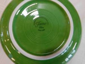 lot 128 image: 5 Pieces of Fiesta Ware